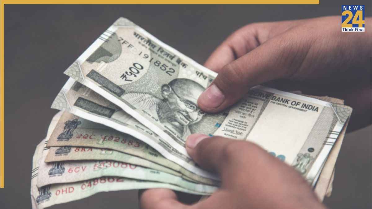 DA Hike: क‍ितना बढ़ेगा लेवल 1 कर्मचारियों का DA? जल्‍द म‍िलने वाला है 2 महीने का एरियर भी