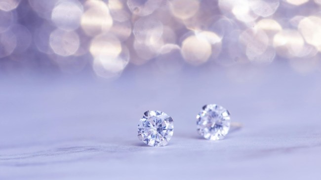 Diamond Licking Myth-1-2-3-4-5-6