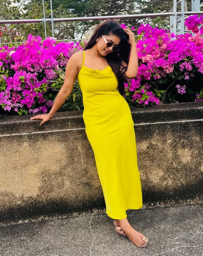 Bhojpuri Actress who Is Reel Star Bhojpuri Actress who Is Reel Star-1-2-3-4-5