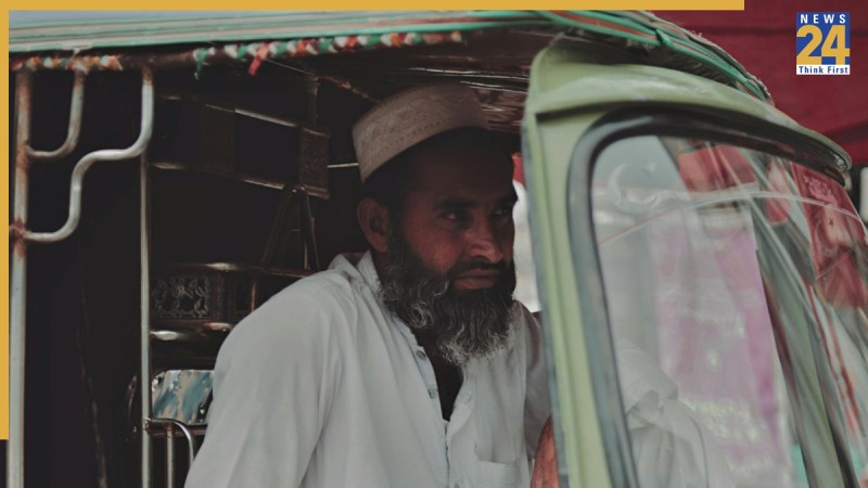 Dollar Vs Pakistani Rupee