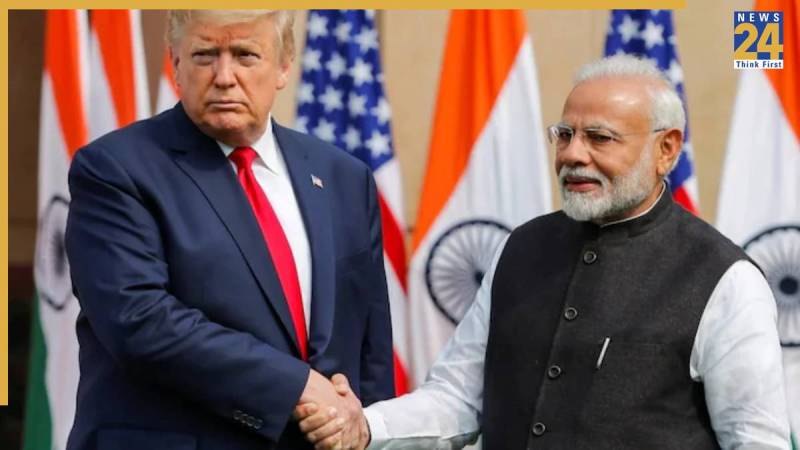 Donald Trump, PM Modi (2)