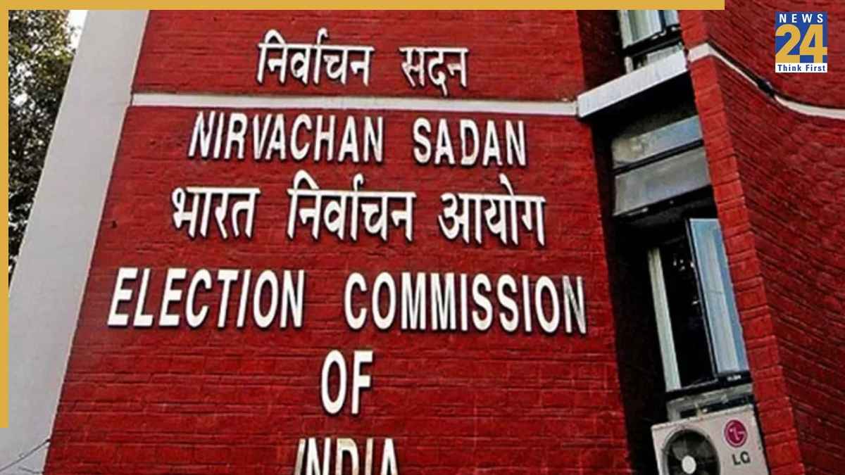 Election Commission suspends 7 officials in West Bengal