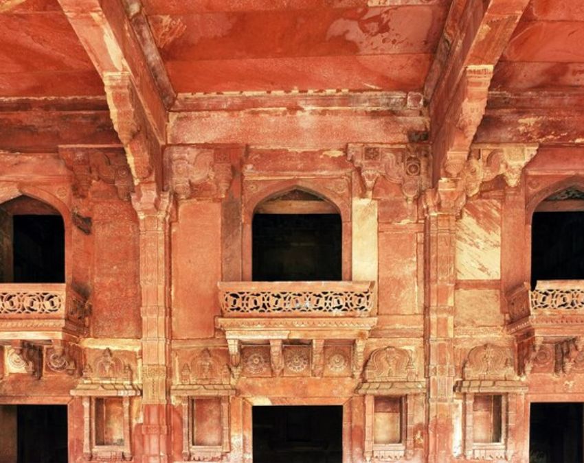 Jodha Bai Ko Kaha Dafnaya Gaya Hai Jodha Bai Ko Kaha Dafnaya Gaya Hai-1-2-3-4-5-6