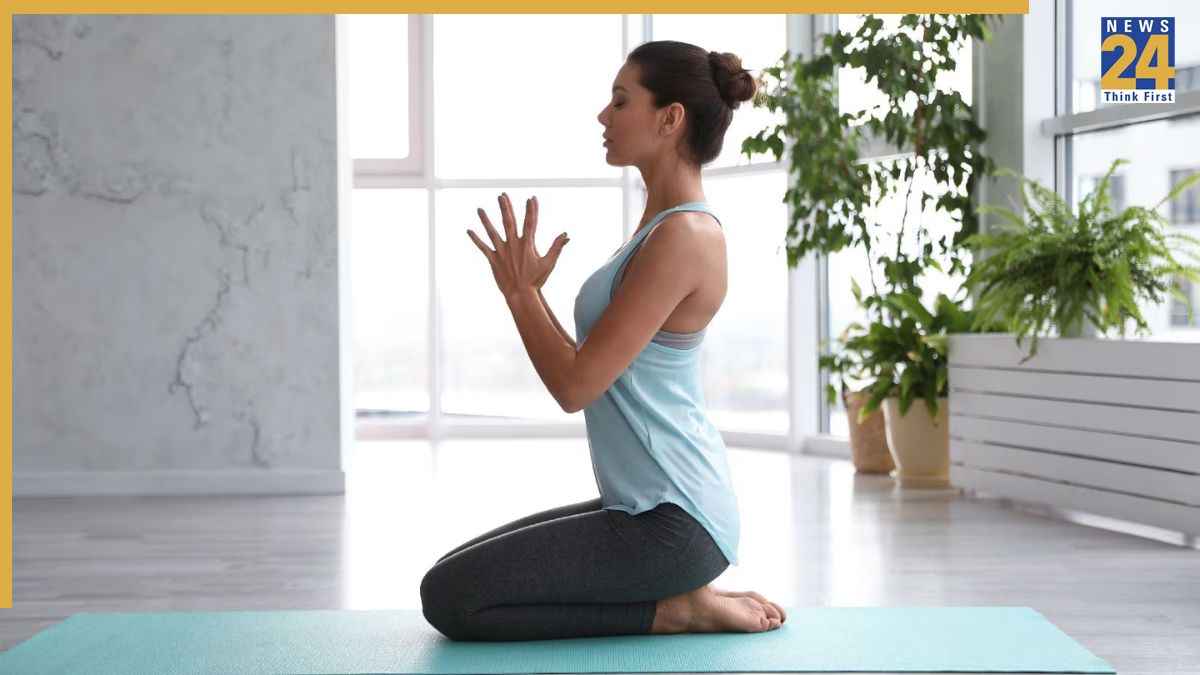 Khane Ke Baad Vajrasana Me Baithna