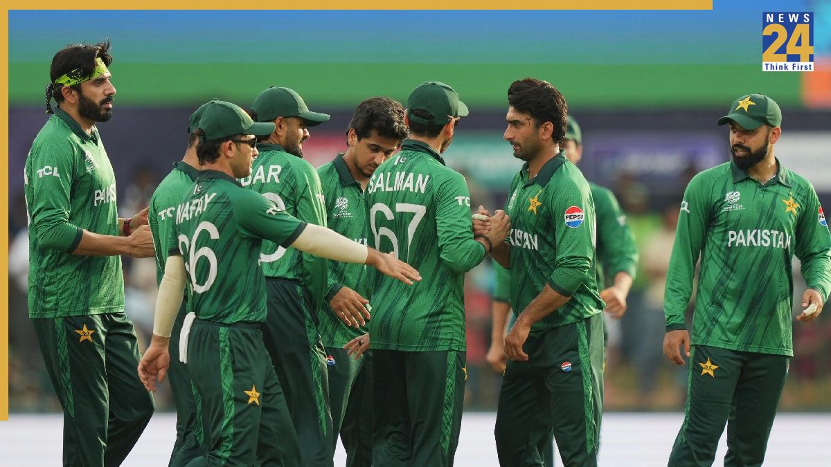 Pakistan Cricket Team Playing 11-1