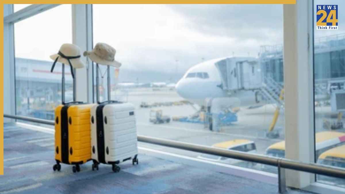 फ्लाइट में ही रह गया आपका सामान? यहां जानिए एयरलाइंस के क्या हैं नियम और सामान वापस लेने के लिए क्या करना पड़ेगा