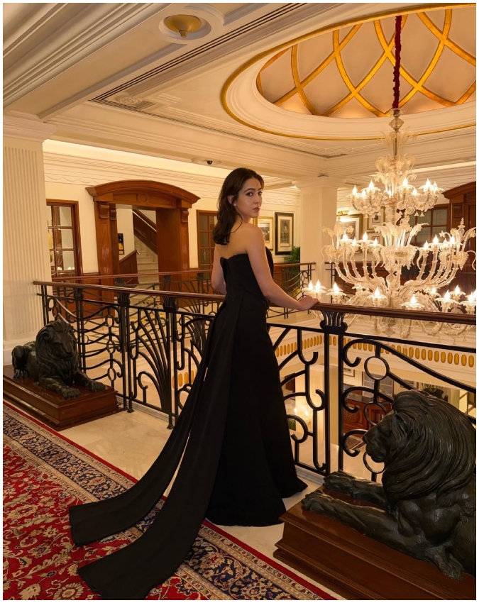 Sara Ali khan-1-2-3-4