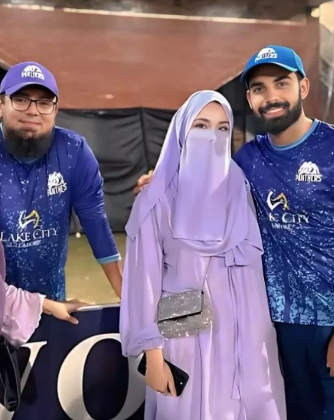 Shadab Khan Wife -1-2-3