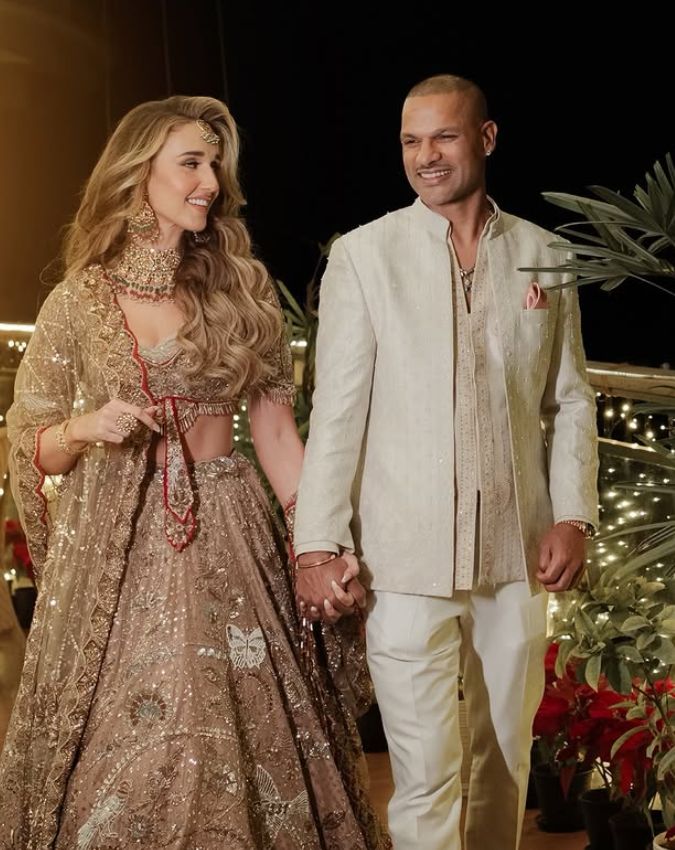 Shikhar Dhawan Sophie Shine -1-2