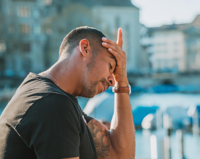 Why Darkness Comes In Front Of Eyes When Standing Up-1-2-3-4-5-6