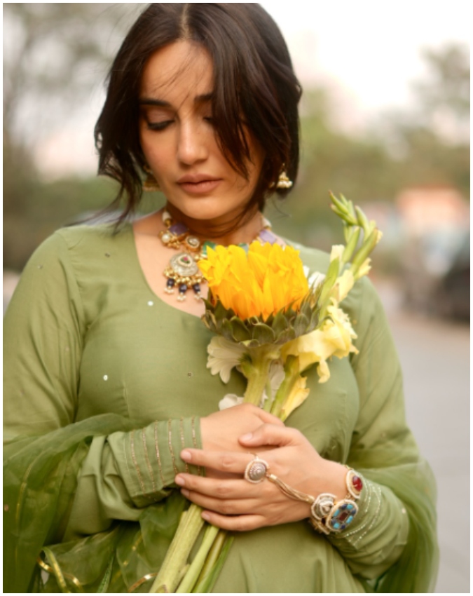 Surbhi Jyoti-1-2-3-4