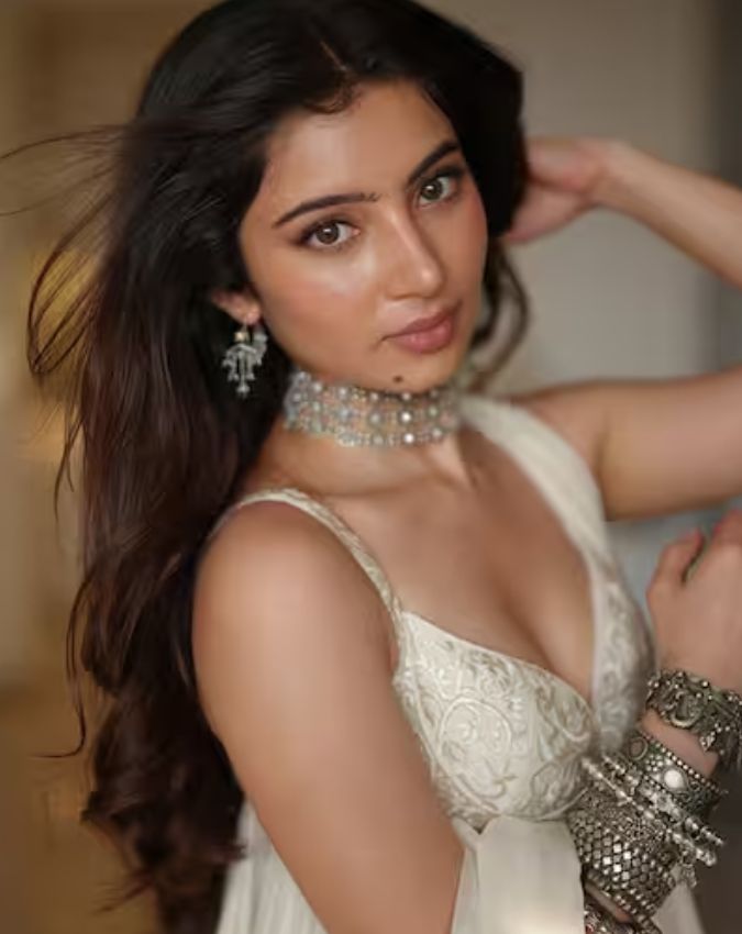 IMDb Most Popular Celebrities IMDb Most Popular Celebrities-1-2-3