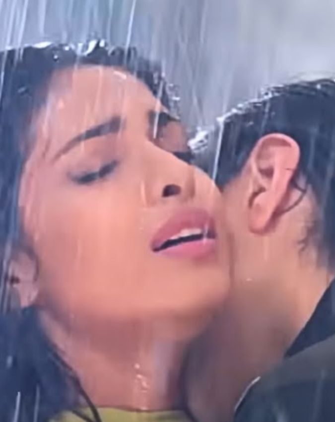 21 years Old Romantic Song Barsaat-1-2-3-4-5-6-7