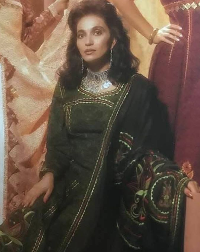 Unsung Bollywood item queen Kalpana iyer, Where is Kalpana iyer Unsung Bollywood item queen Kalpana iyer, Where is Kalpana iyer-1-2-3-4-5-6-7-8-9