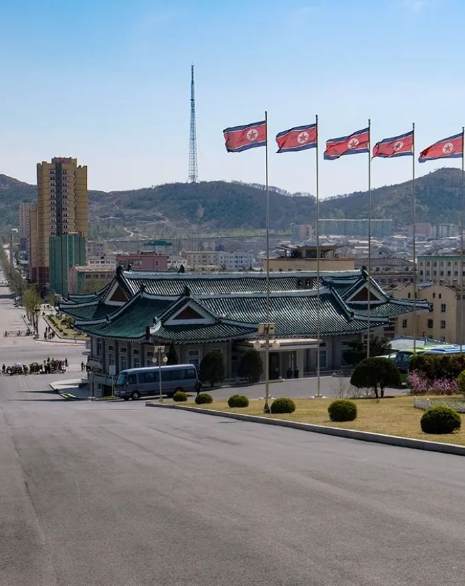 5 toursit countries with strict rules-1-2