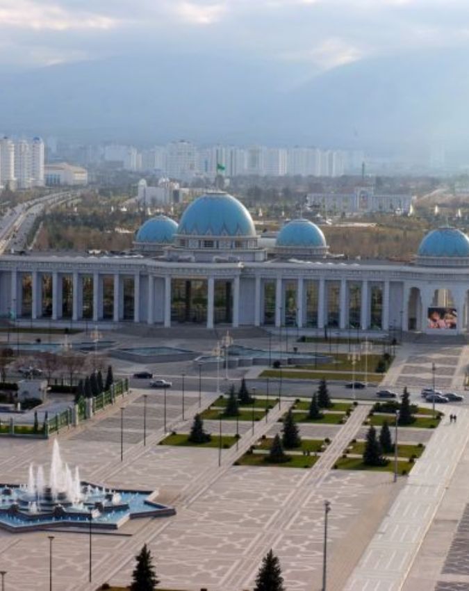 5 toursit countries with strict rules-1-2-3-4