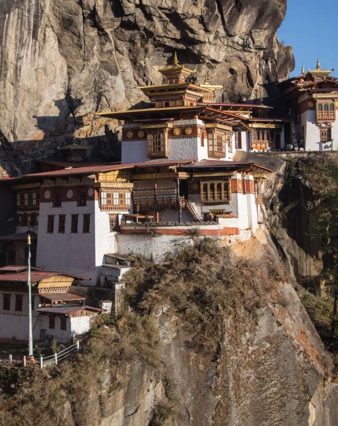 5 toursit countries with strict rules-1-2-3-4-5-6