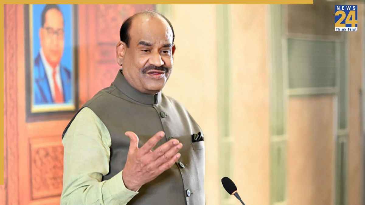 लोकसभा में हंगामे पर सियासी घमासान, बीजेपी और कांग्रेस की महिला सांसदों ने स्पीकर ओम बिरला को लिखा पत्र