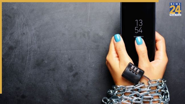 Lagatar Phone Chalana