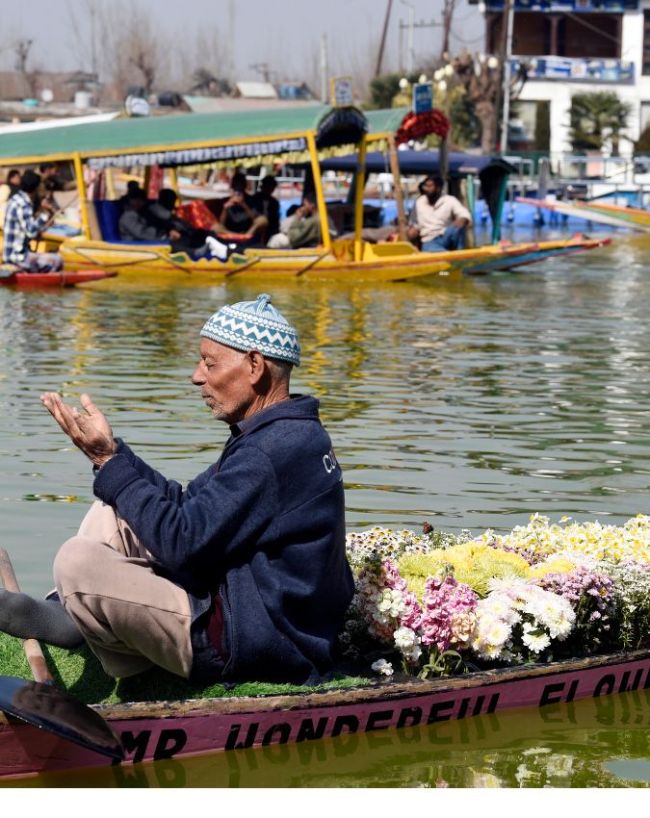 Srinagar Dal Lake Shikara Ride-1-2-3-4-5-6
