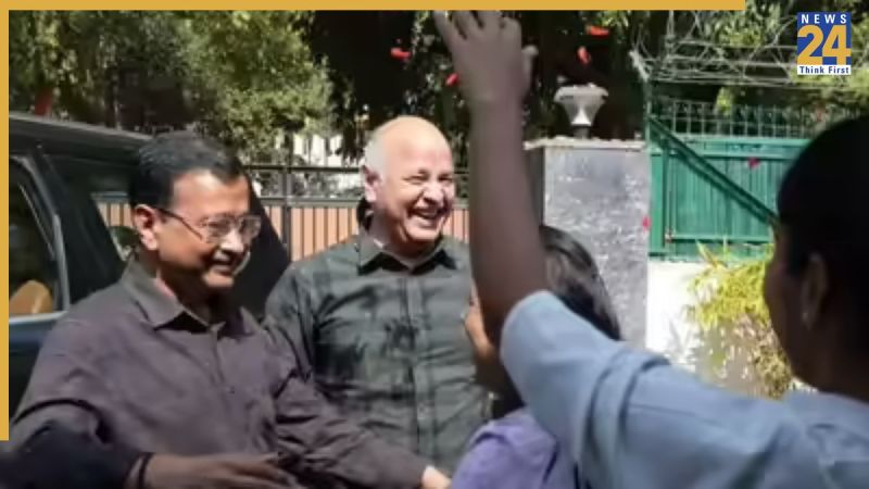 Arvind Kejriwal And Manish Sisodia