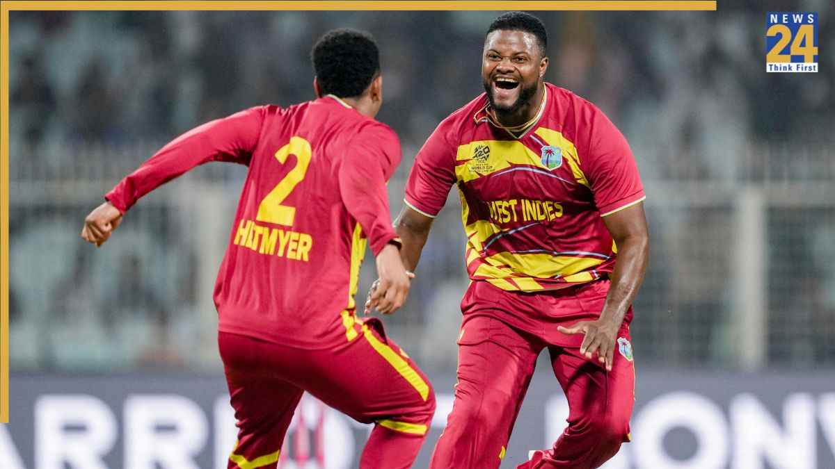 WI vs SCO: 2 बार के वर्ल्ड कप चैंपियन के आगे पस्त हुई स्कॉटलैंड, शेफर्ड की हैट्रिक ने वेस्टइंडीज को बनाया विनर