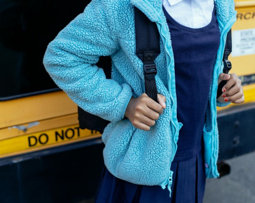 School Bus Peele Rang Ki Kyon Hoti Hai-1-2-3-4-5