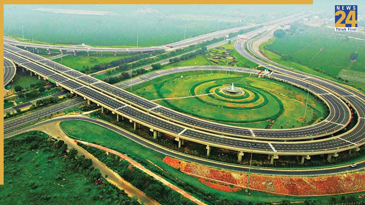 YAMUNA EXPRESSWAY.jpg