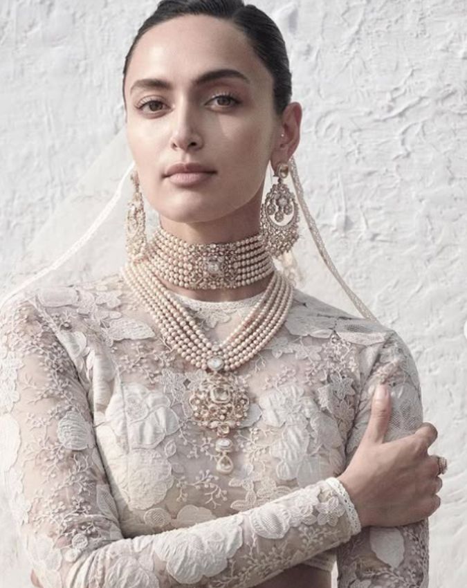 aishwarya desai spirit Aishwarya desai in spirit-1-2-3