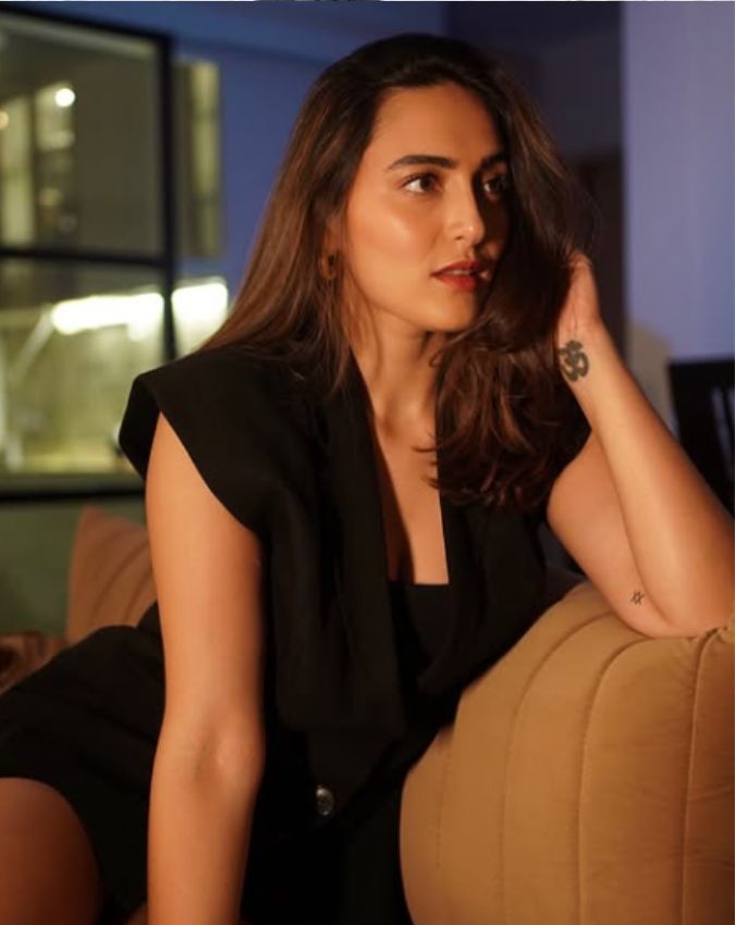 Aishwarya desai in spirit-1-2-3-4