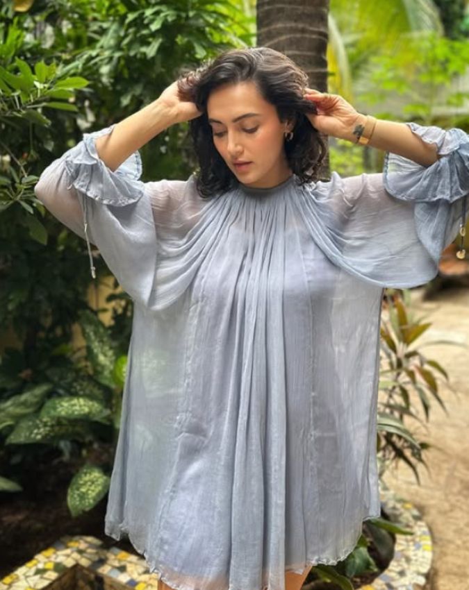 Aishwarya desai in spirit-1-2-3-4-5-6-7