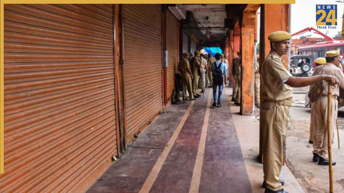 12 Feb Bharat Bandh: क्‍यों हो रहा है आज भारत बंद, क्‍या हैं यून‍ियनों की मांगे?