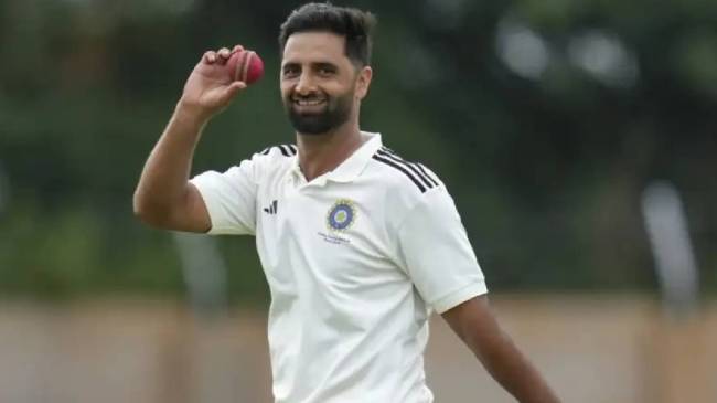 Auqib Nabi-1-2-3-4-5