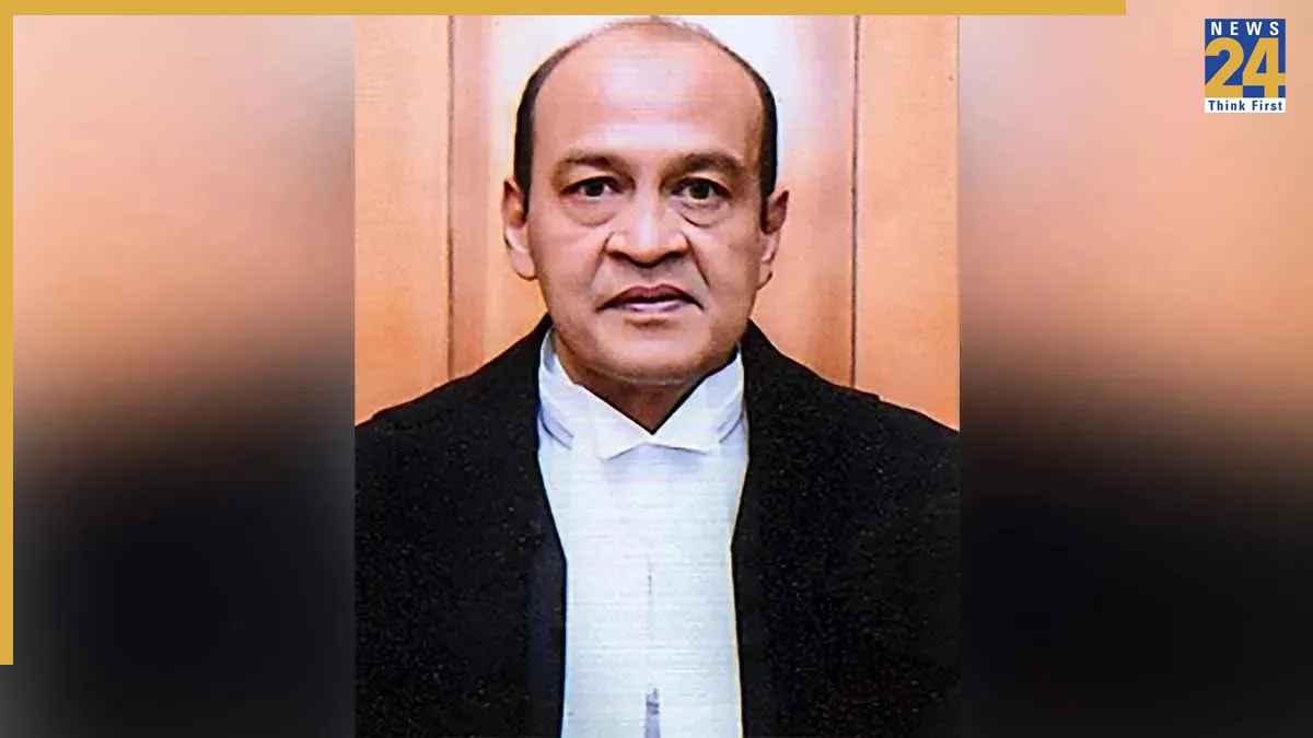 जस्टिस यशवंत वर्मा केस: लोकसभा स्पीकर ने जांच कमेटी का किया पुनर्गठन, जानें क्यों बदली गई टीम?