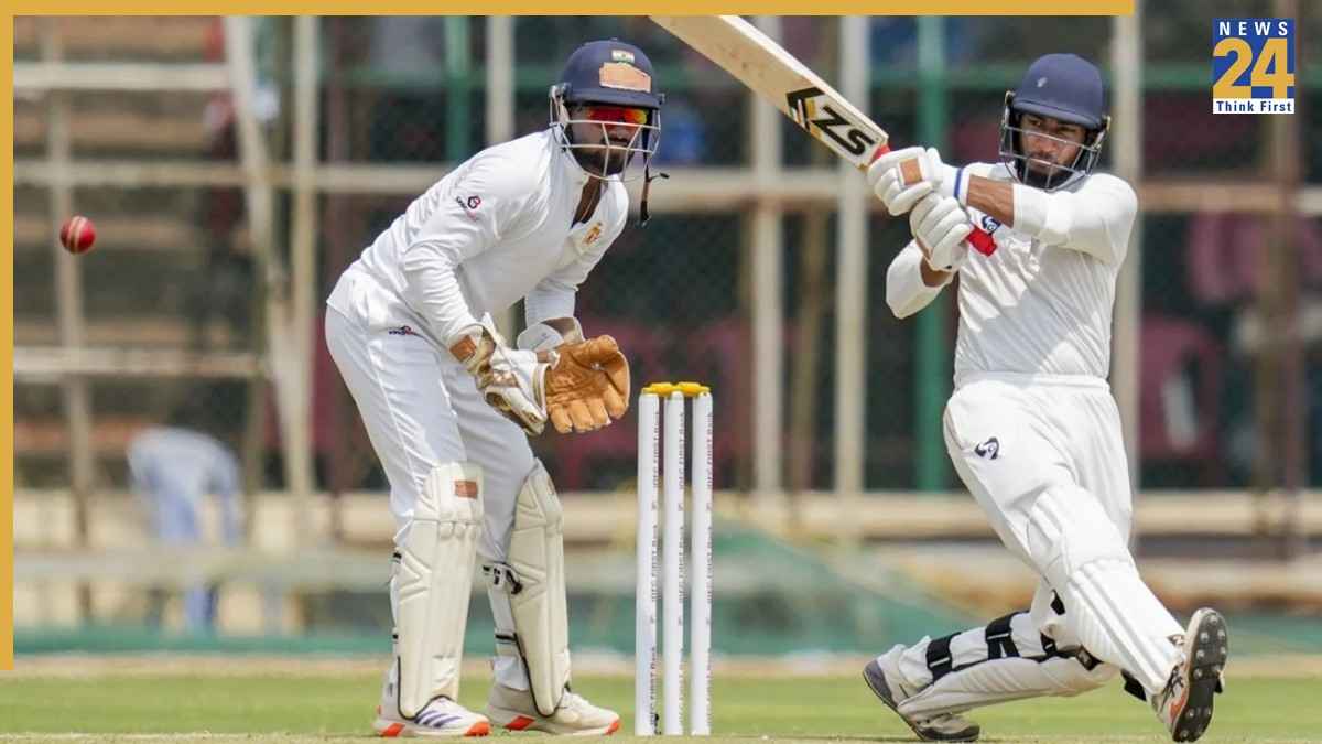 JK vs KAR: रणजी ट्रॉफी फाइनल के पहले दिन शुभम-अब्दुल का चला बल्ला, जम्मू और कश्मीर को मिली शानदार शुरुआत