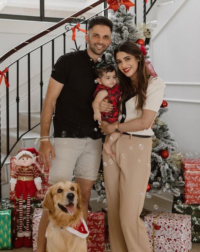 keshav maharaj wife -1-2-3-4