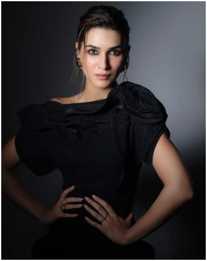 kriti sanon-1-2-3-4-5