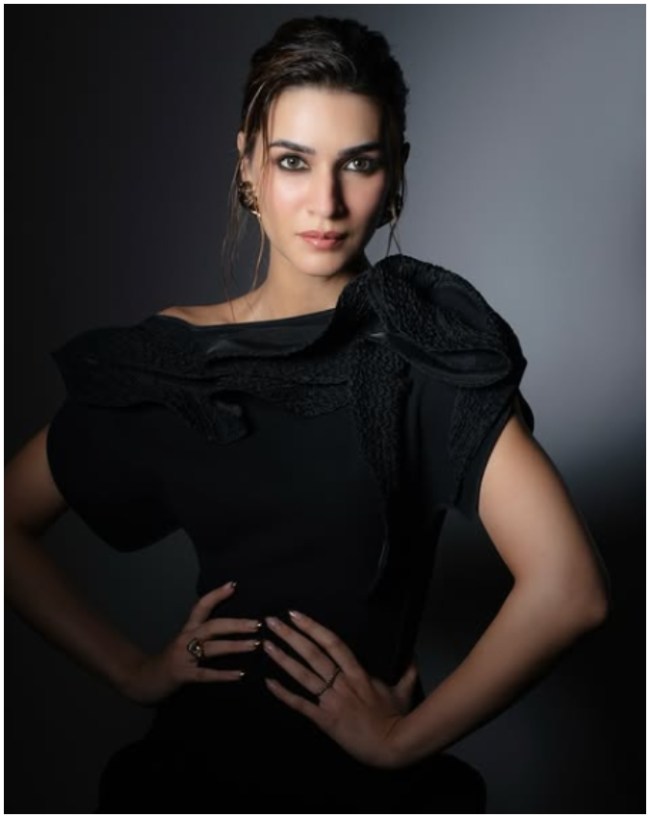 kriti sanon-1-2-3-4-5