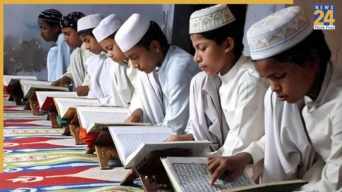 उत्तराखंड में मदरसा बोर्ड खत्म! क्या है 'यूसेम'? जिसके हाथ में होगी अल्पसंख्यक शिक्षा की कमान