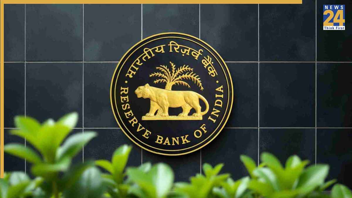RBI New Rules: बैंक स्‍टाफ नहीं कर पाएंगे अब ये काम, RBI ने जारी की नई गाइडलाइन्‍स