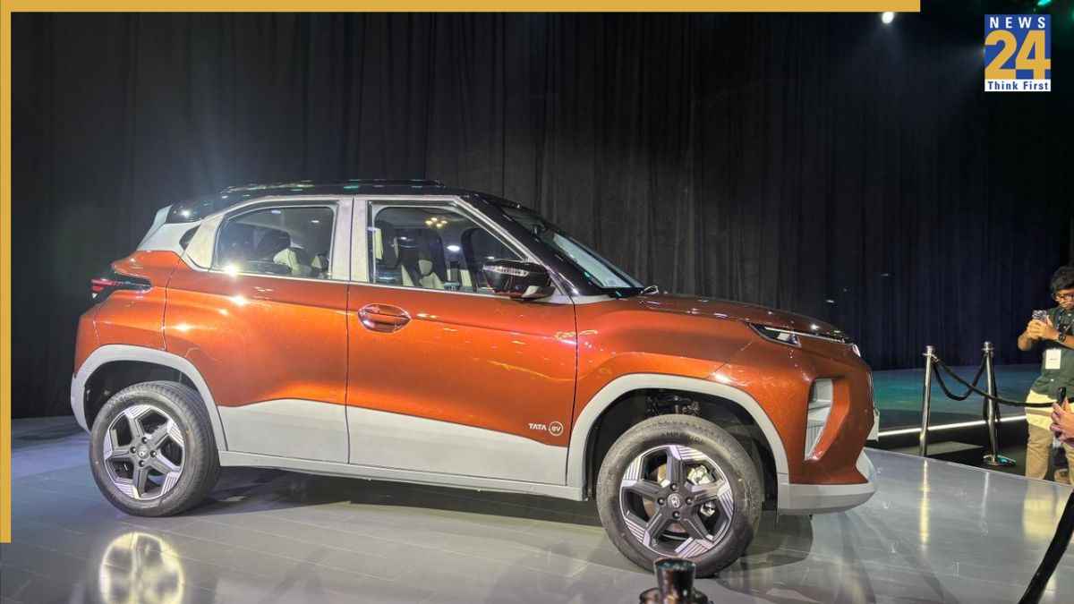 468KM रेंज और लाइफटाइम बैटरी वारंटी! सिर्फ 6.49 लाख में लॉन्च हुई नई Tata Punch EV, देखें डिटेल्स