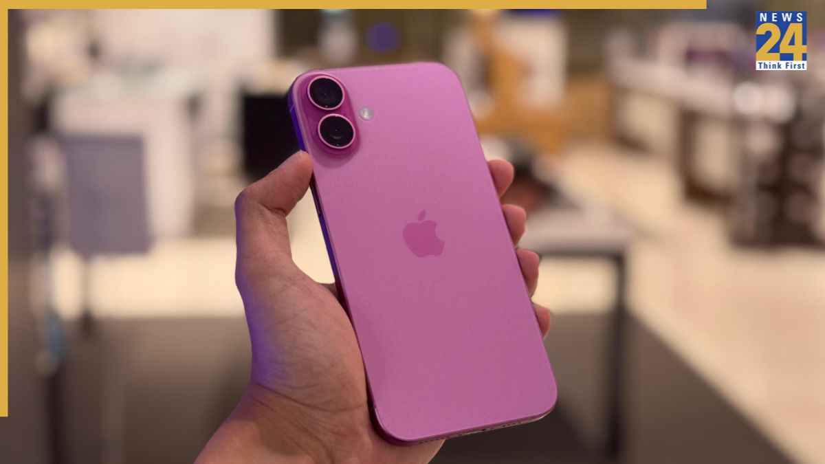 iPhone 16 सिर्फ 35,991 रुपये में! Croma Apple Sale में MacBook Air M4 भी सस्ता, देखें डील्स