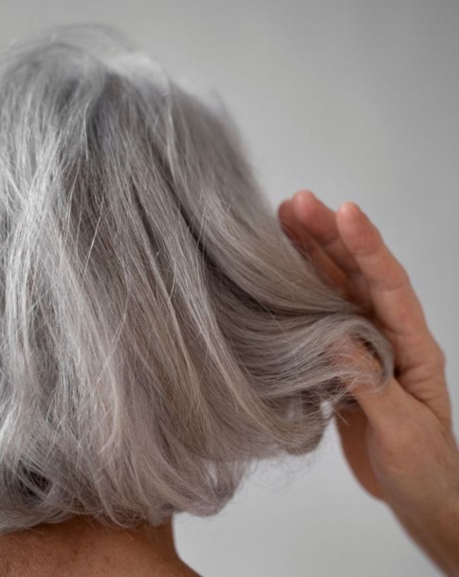 White Hair Causes-1-2-3