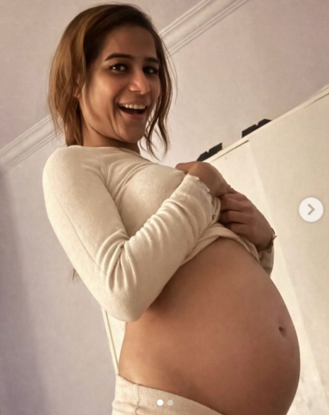 Poonam Pandey pregnancy rumors,-1-2-3