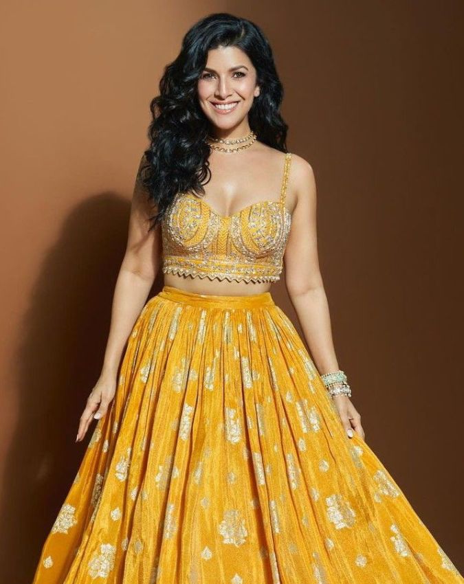 Nimrat Kaur Nimrat Kaur-1-2-3-4