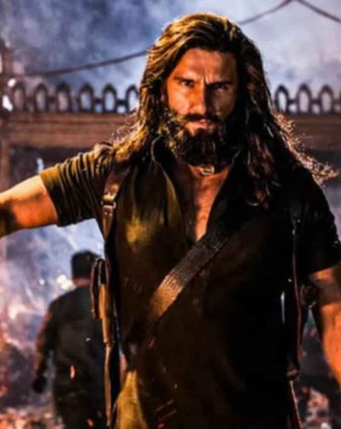  कौन सी है 50 साल पुरानी फिल्म?