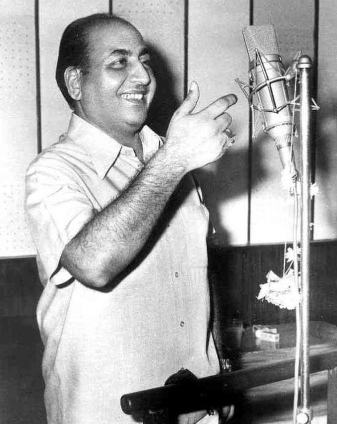 Indira Gandhi Crying Over Song-1-2-3-4