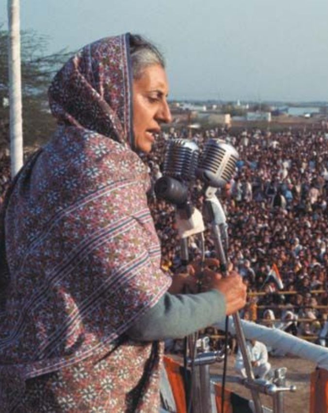 Indira Gandhi Crying Over Song-1-2-3-4-5