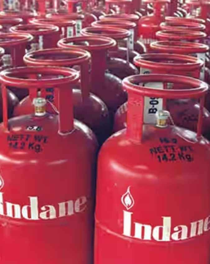 Indane Gas के ग्राहकों के लिए हेल्पलाइन