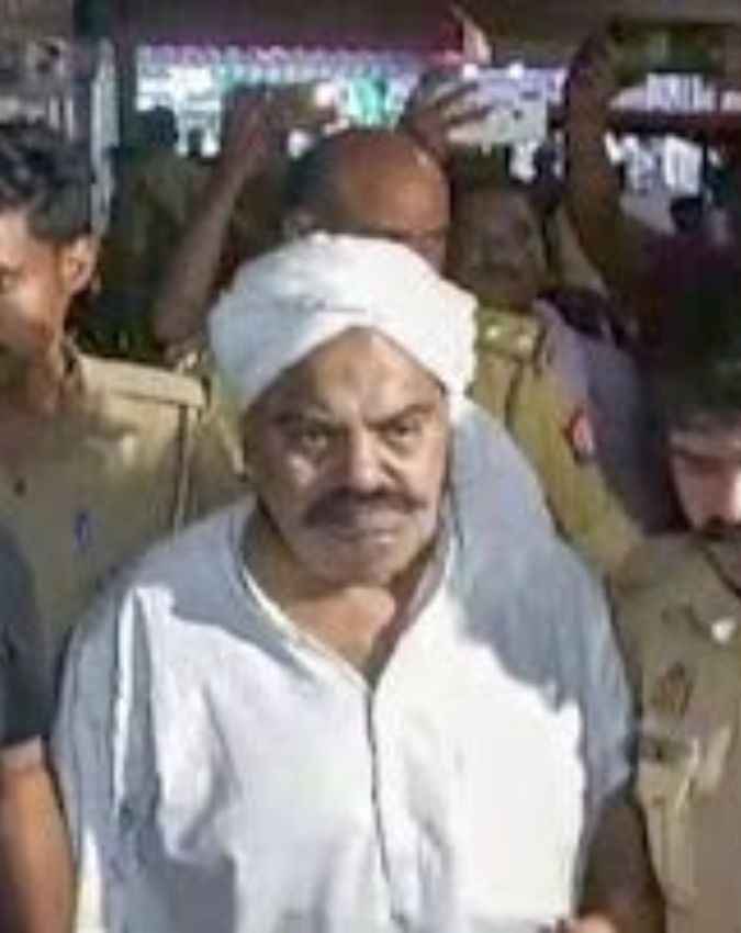 धुरंधर 2 में क्या दिखाया?
